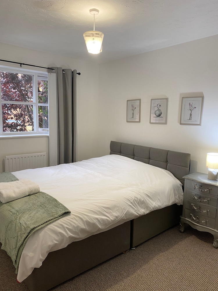 London Dream House - 4 Bedrooms