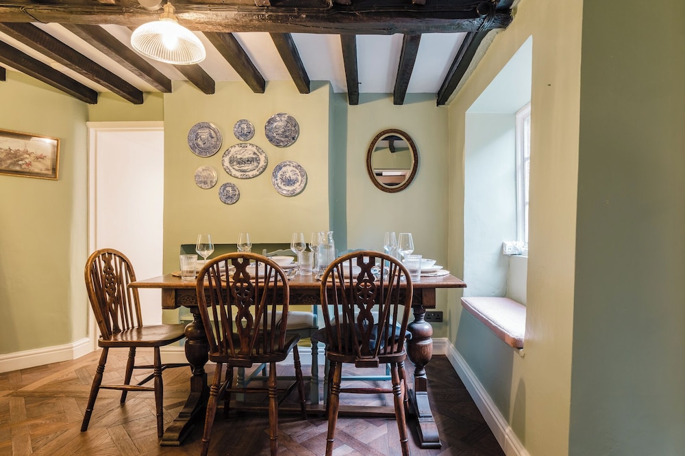 Beautiful 2BD Cottage in the Cotswolds