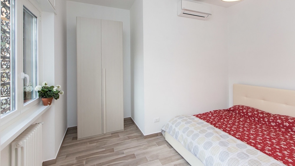 Rental In Rome Cesari Apartment