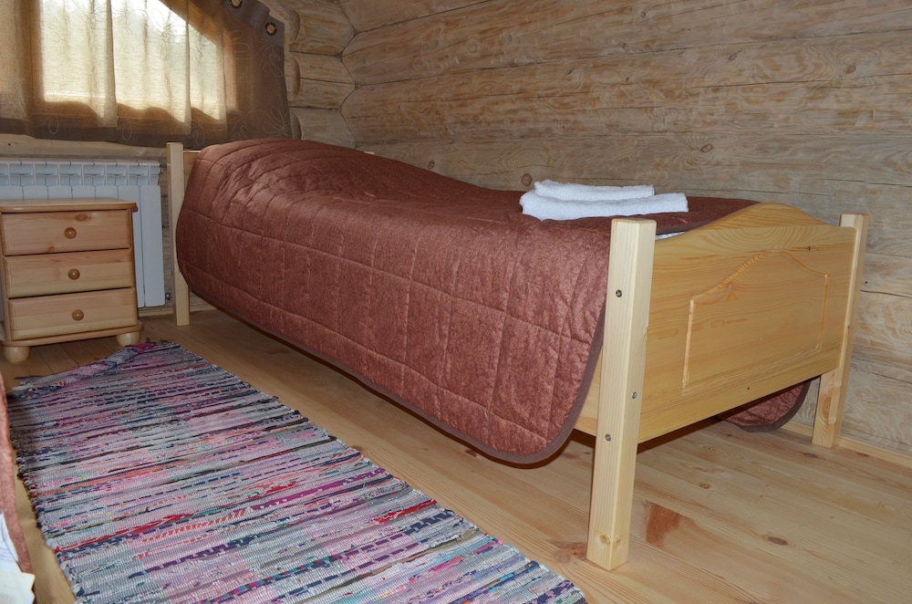 Woods Lake Resort