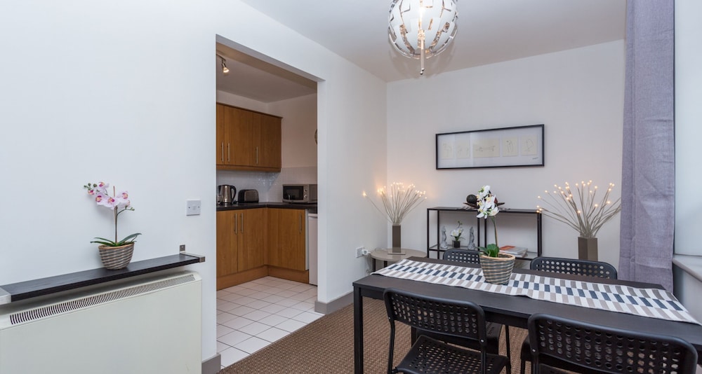 Thomas Street Apartments