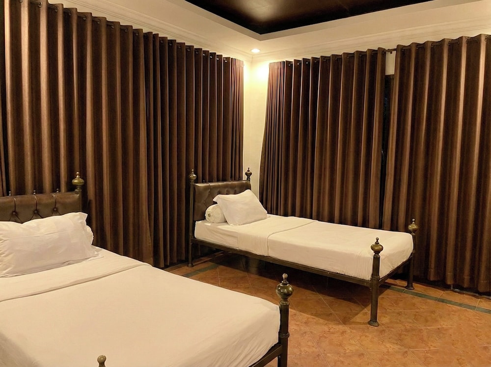 Covehill Green Resort