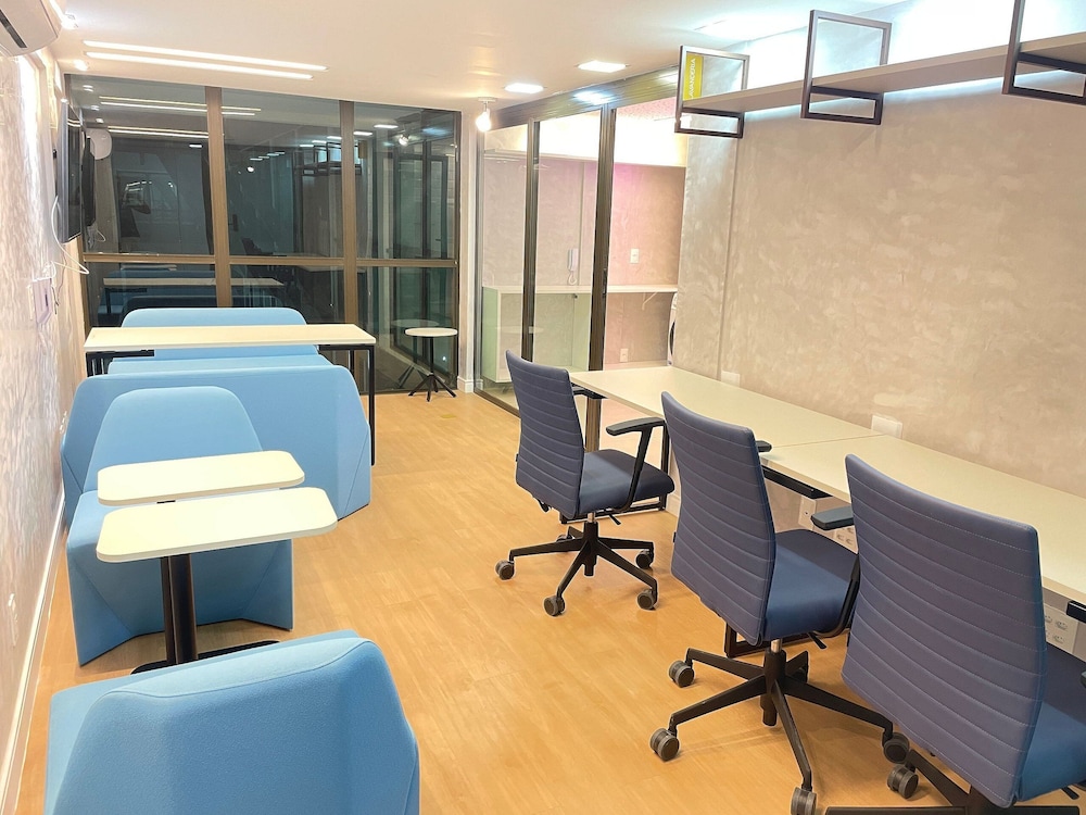 meeting & event spaces