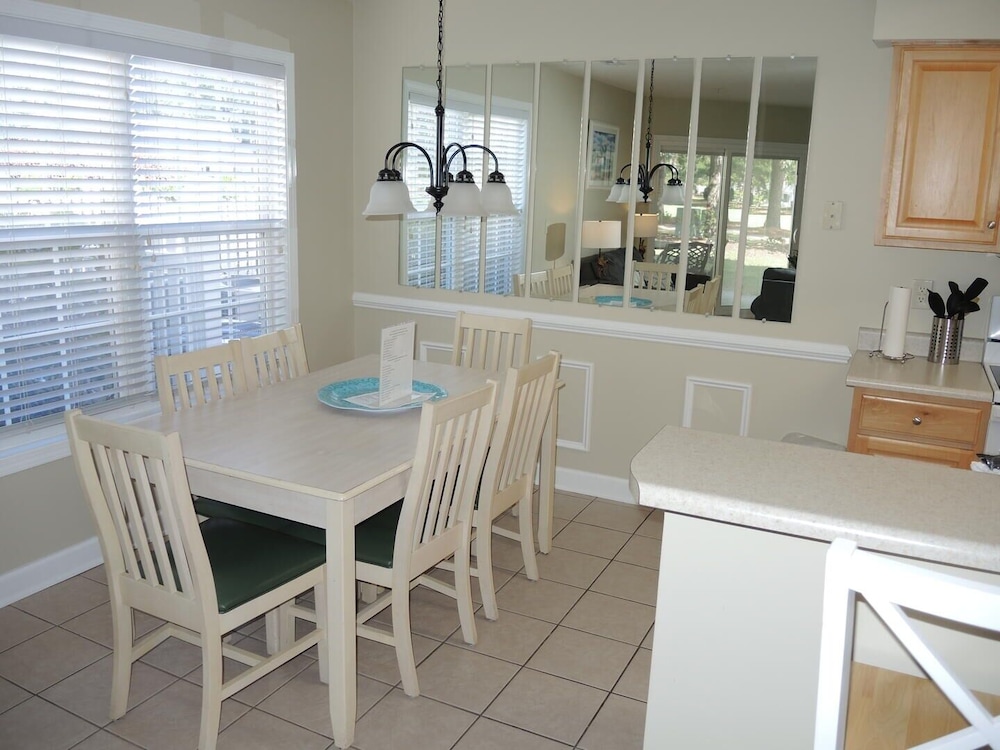 2303 2 Bedroom Villa by RedAwning