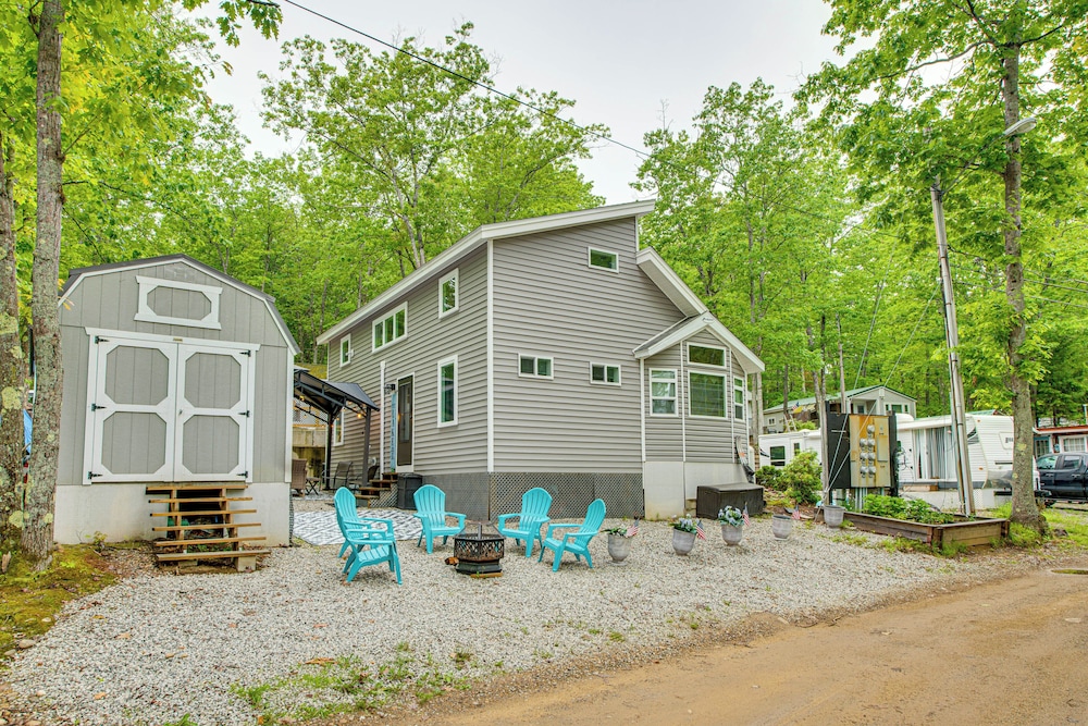 Walk to Lake Beaches: Cabin w/ Patio in Belmont!