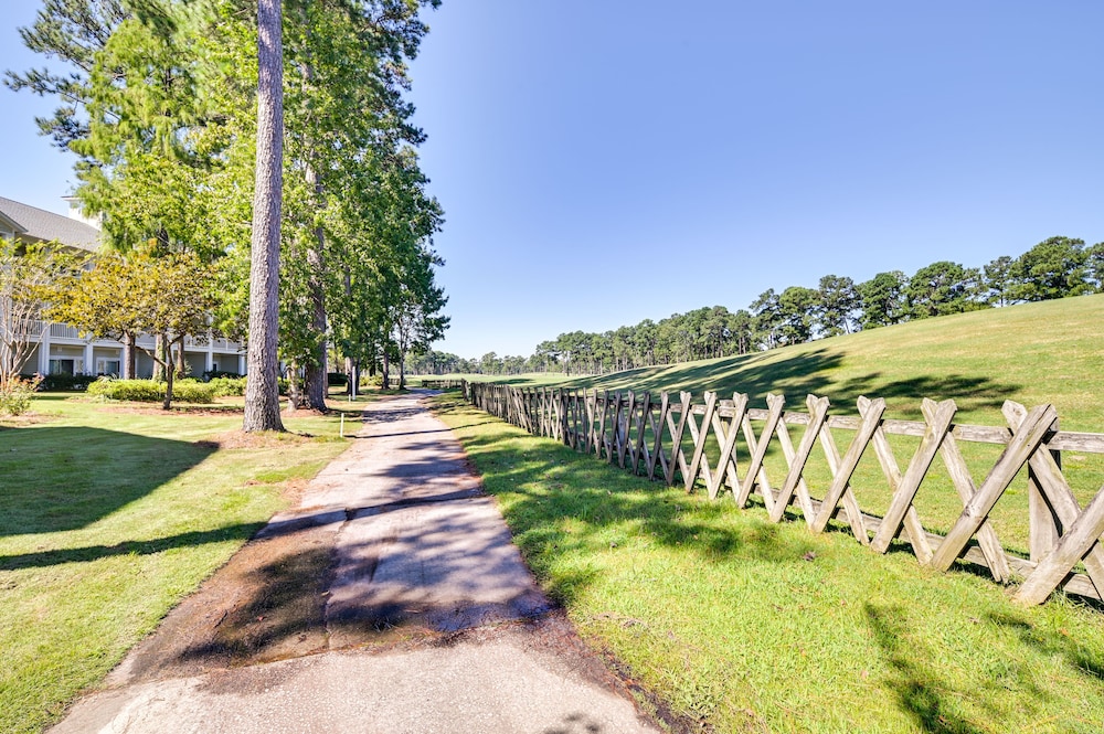 ~ 6 Mi to Ocean w/ Pool & Golf: Myrtle Beach Condo view 2