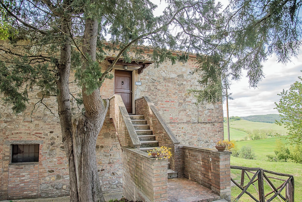 Agriturismo La Ripolina view 3