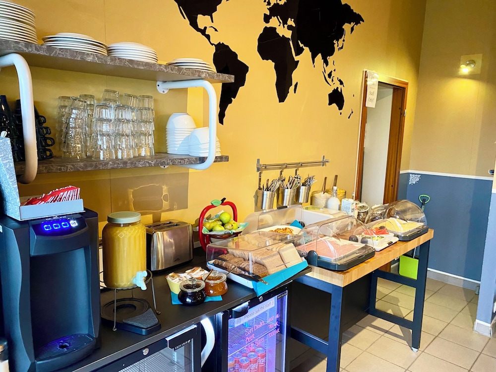 Paradise Cave Hostel & Guesthouse