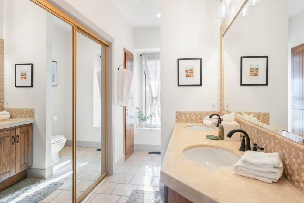 28 - Two Bedroom with Spa Enclave 2 Condo