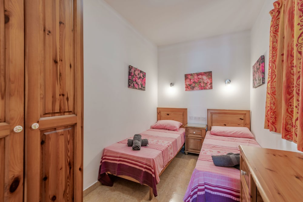 Harbour Lights Apartments by Getaways Malta, photo 10