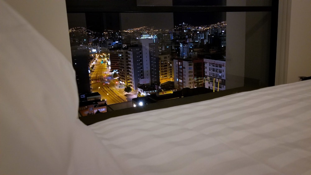 Luxury Residence Suites