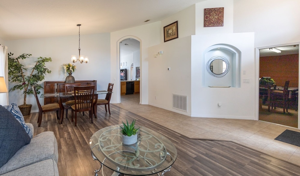 AV340RD 4 Bedroom Charming Villa in Aviana 4 Home
