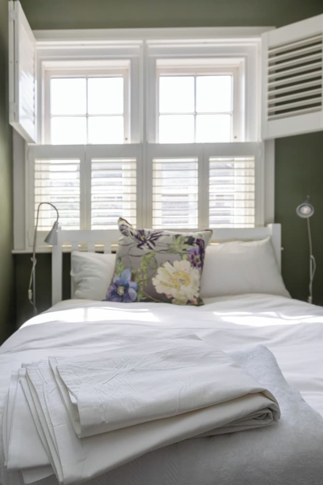 Beautiful & Cosy 2BD House - Southwark