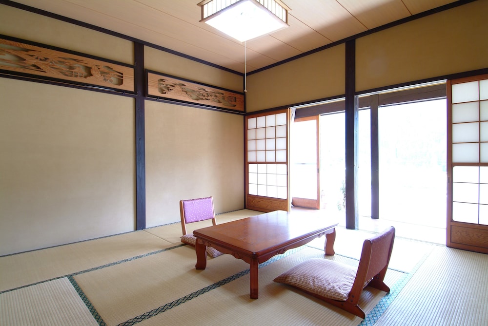 Miyama Heimat Youth Hostel view 3