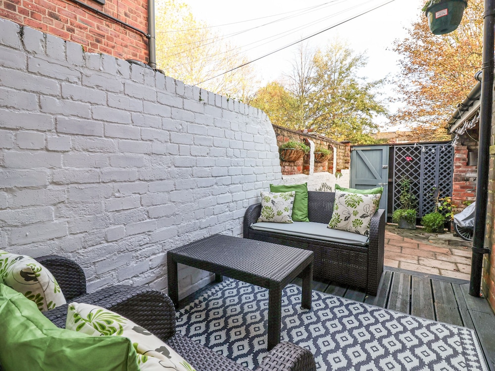 202 Salisbury Terrace