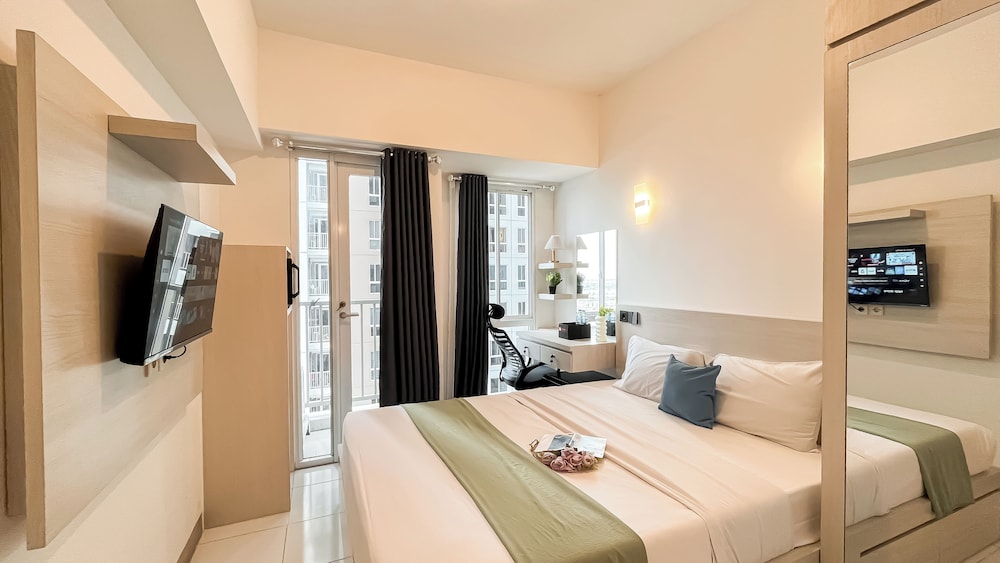 Homey And Restful Studio At Tokyo Riverside Pik 2 Apartment