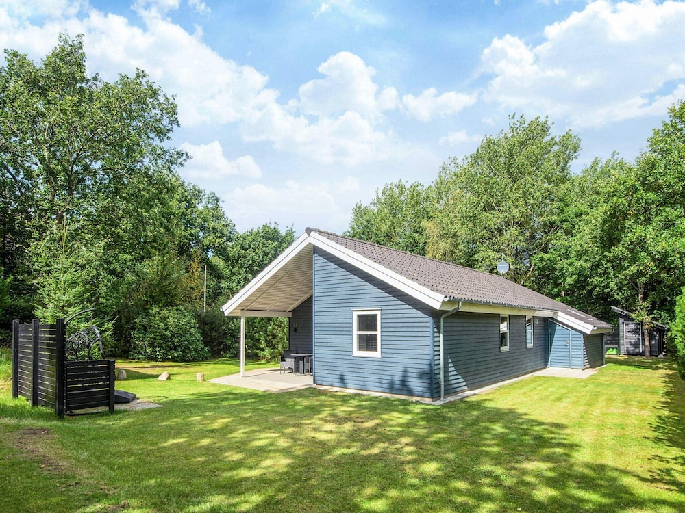 6 Person Holiday Home in Ansager