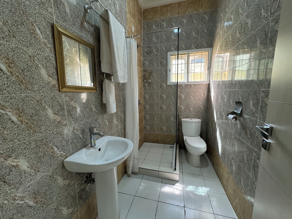 FURNISHED APARTMENTS