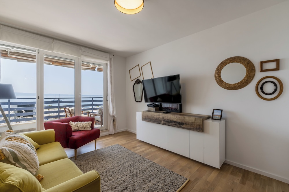Beachaholic M&G, Luxury Seaside Suites On Znjan