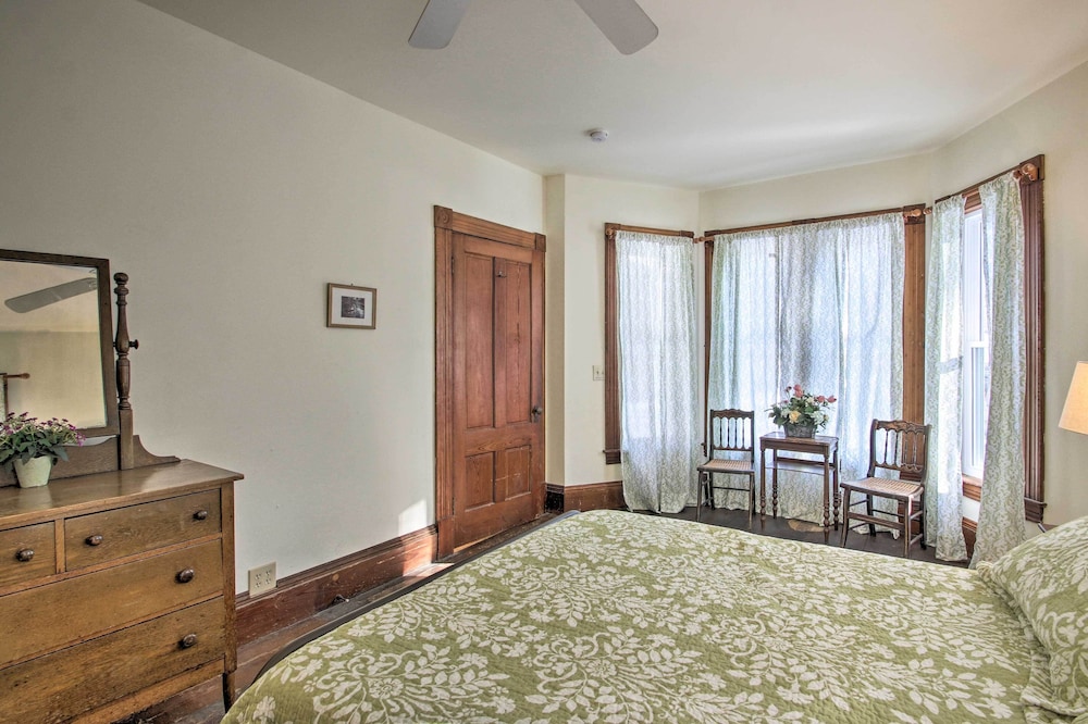 Spacious Home on Bear Camp River in Tamworth! view 5