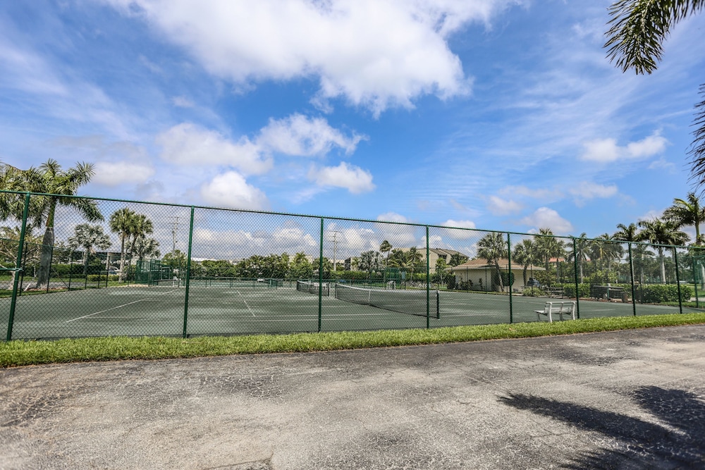 Estero Beach and Tennis 1001a view 2
