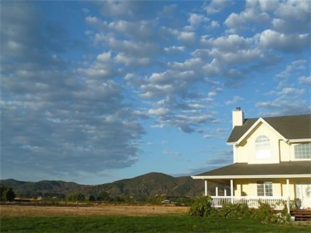 Makiivka Estate