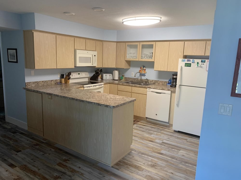 Bayside Retreat in Manasota Key