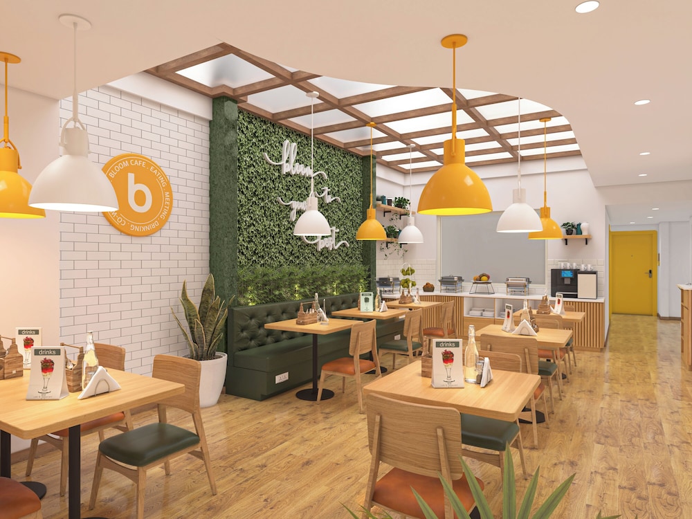 Bloom Hotel - M Block GK2