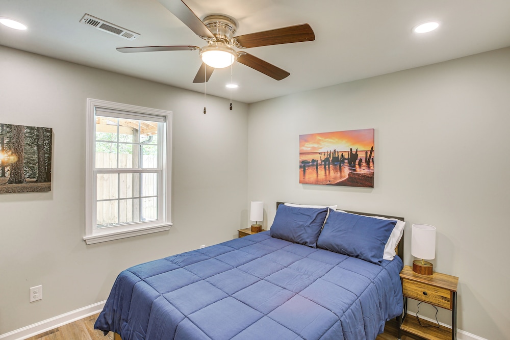 1/2 Mi to Kentucky Downs: Franklin Home w/ Patio!