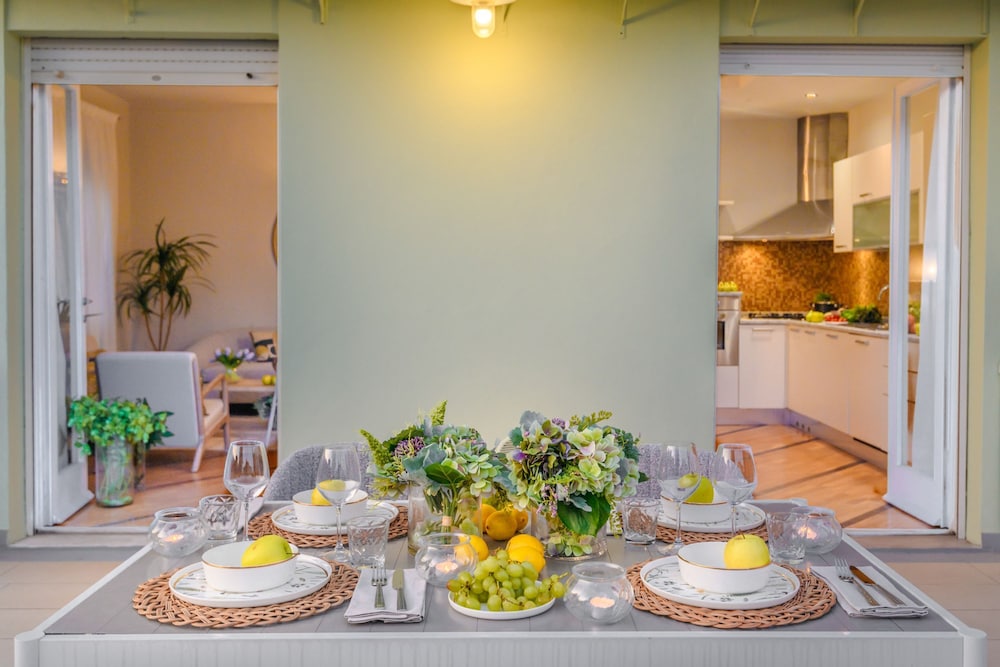 The City Terrace Apartment