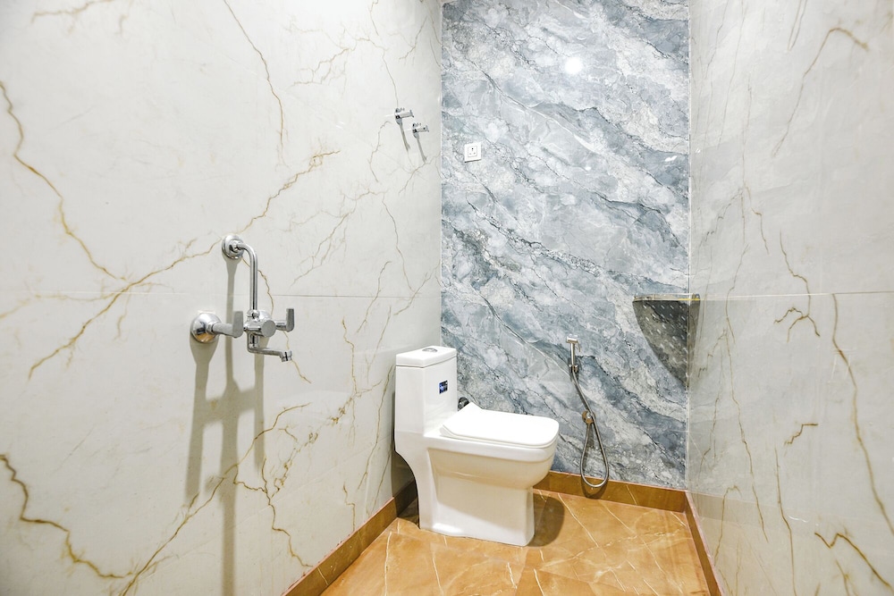 Fabhotel Dd Green Residency