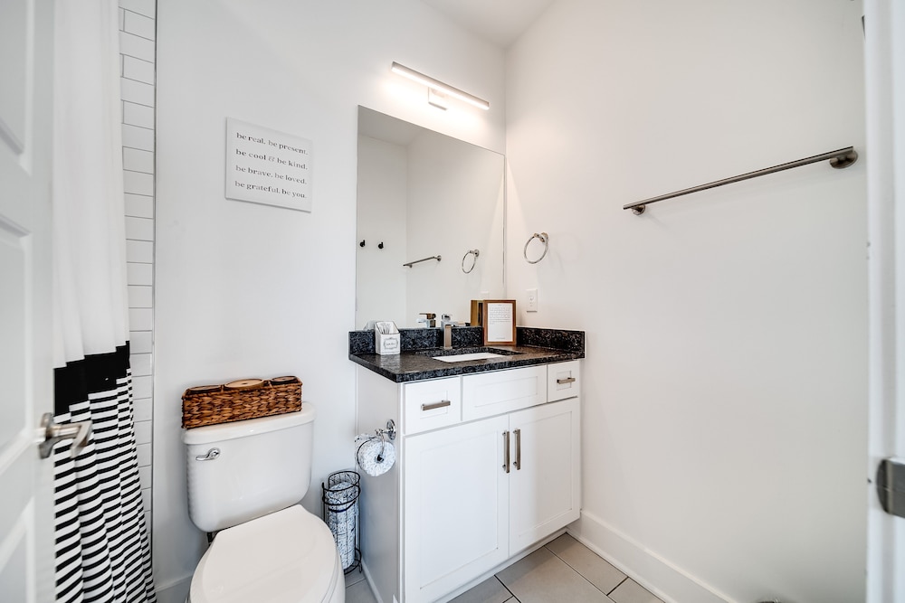 Nashville Vibes 4 Bedroom Townhouse