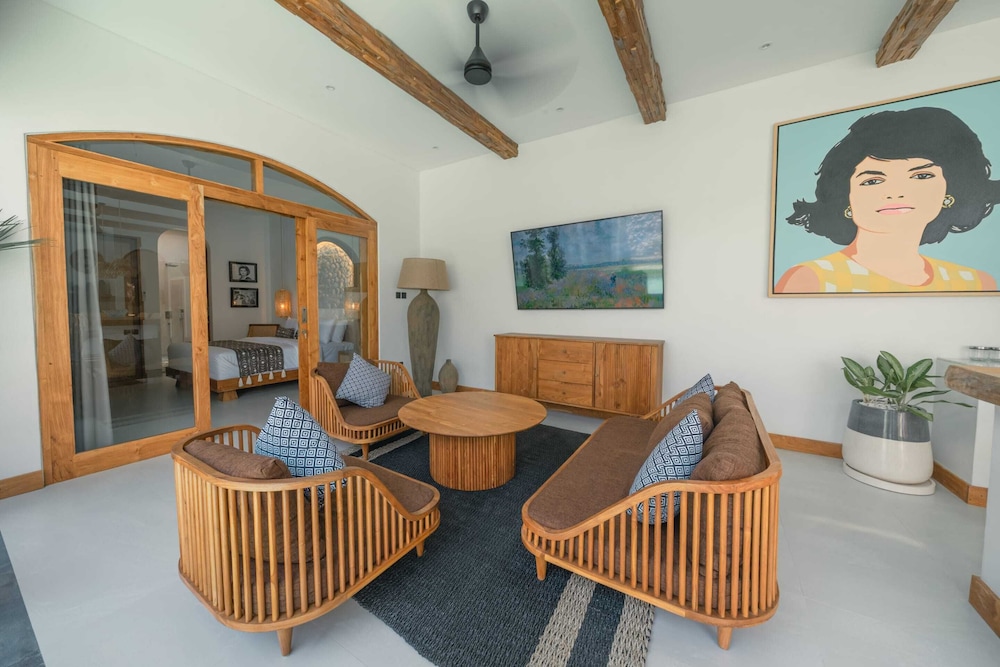 Villa Jackie O