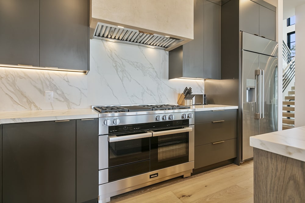50 - Six Bedroom with Spa Stag Lodge 6 Condo