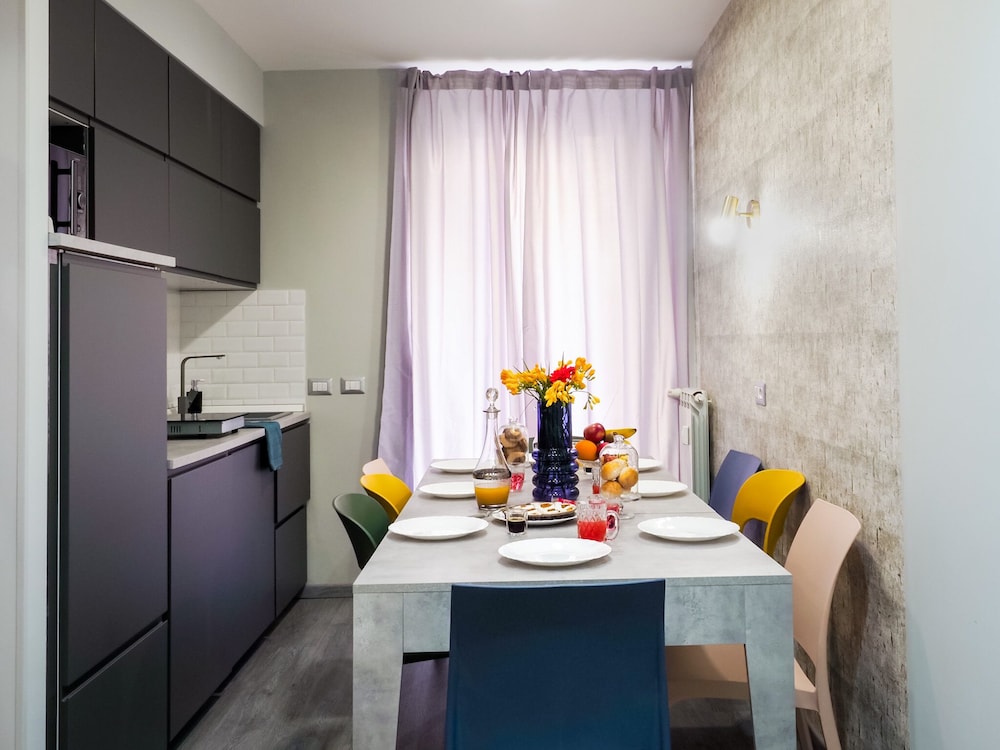 Home for Large Groups, Comfort and Style