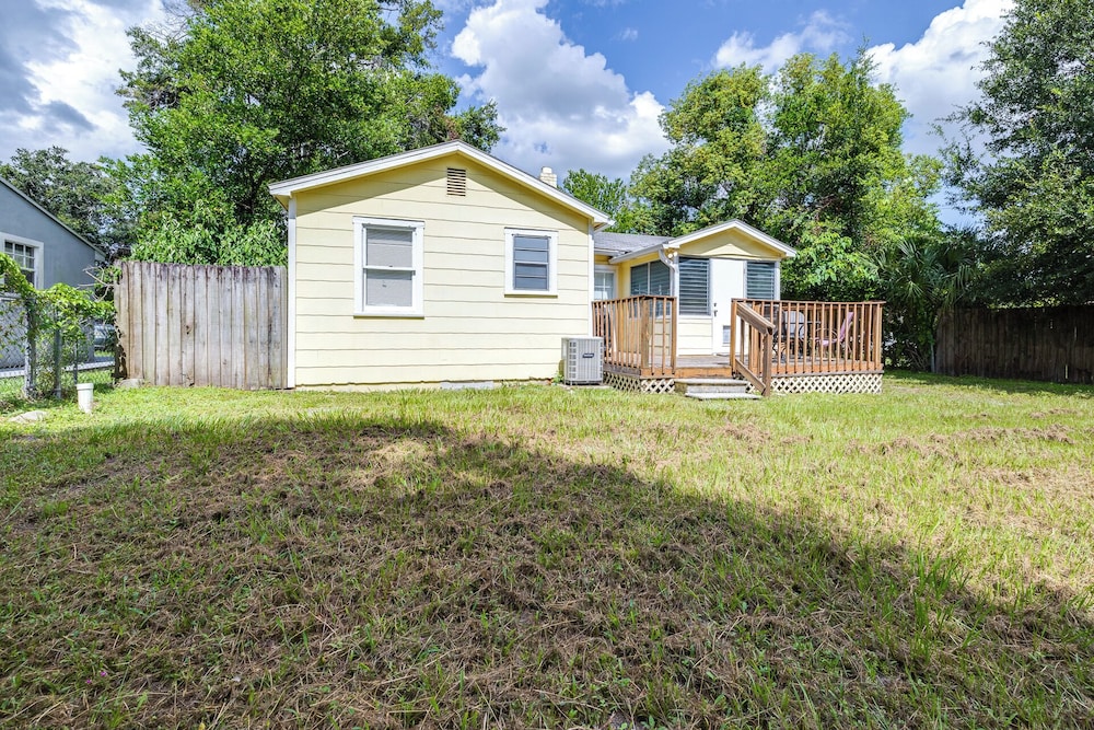 Charming Seminole Heights Getaway