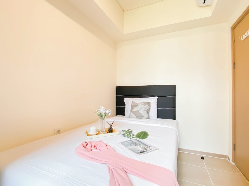 Good Deal and Homey 2BR Meikarta Apartment