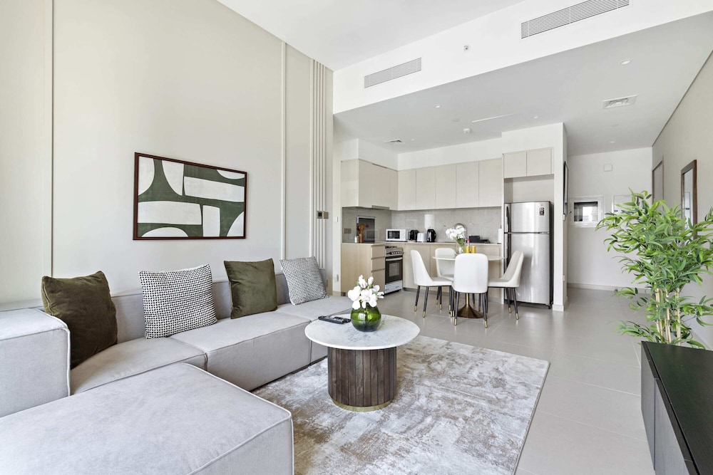 Silkhaus Elegant Downtown Premium Tower w Pool