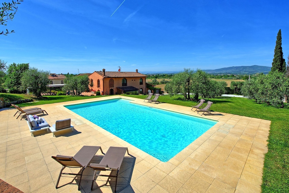 Villa Nora