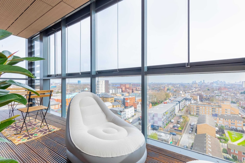 Quirky 1BD Flat W/gym & City Views Dalston!