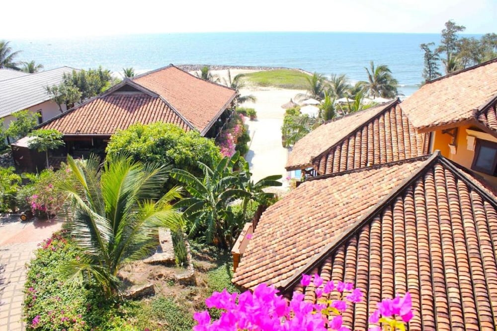 Poshanu Resort