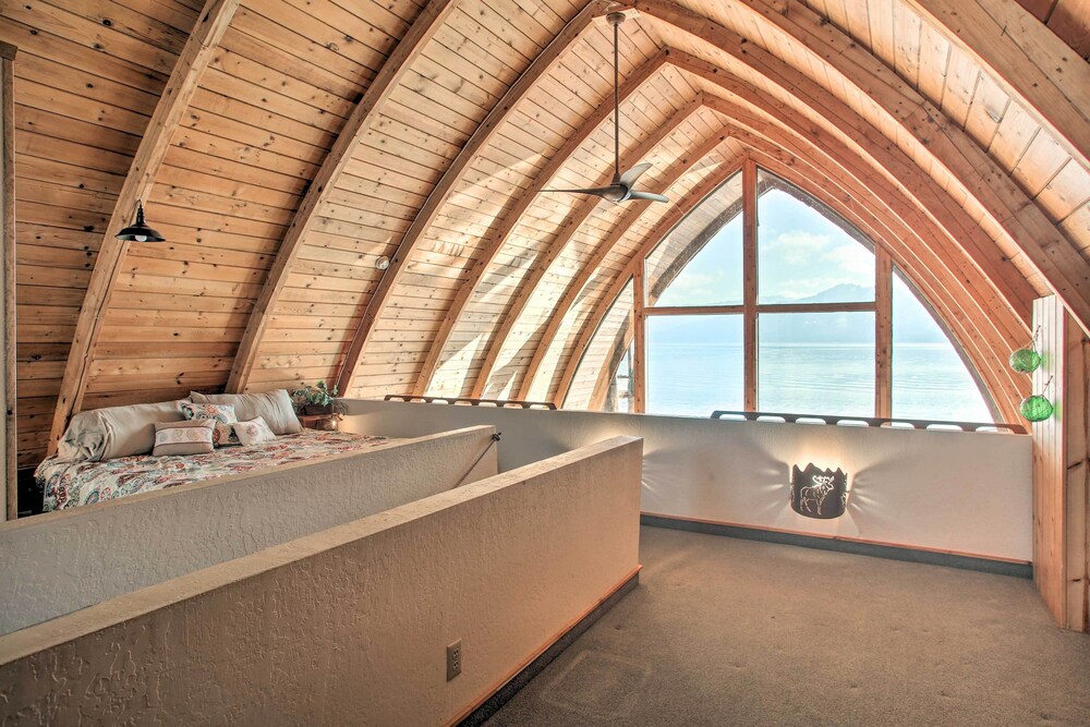 'tranquility' Float House on Lk Pend Oreille view 5