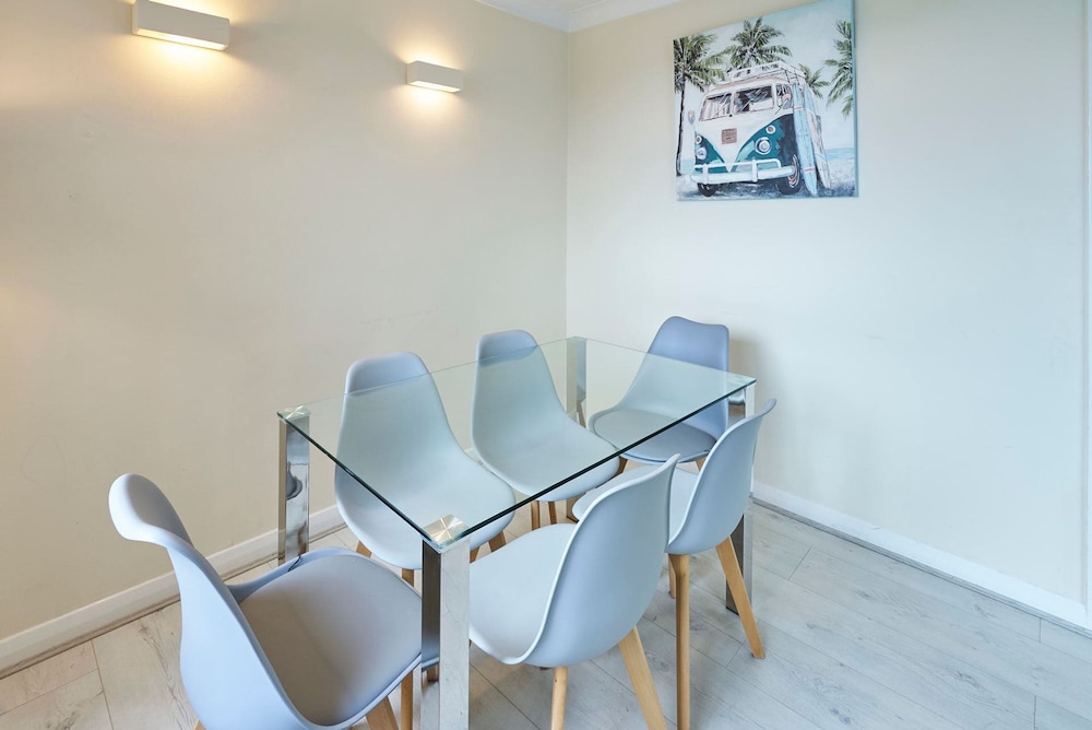 Host Stay Saltdean Sea View