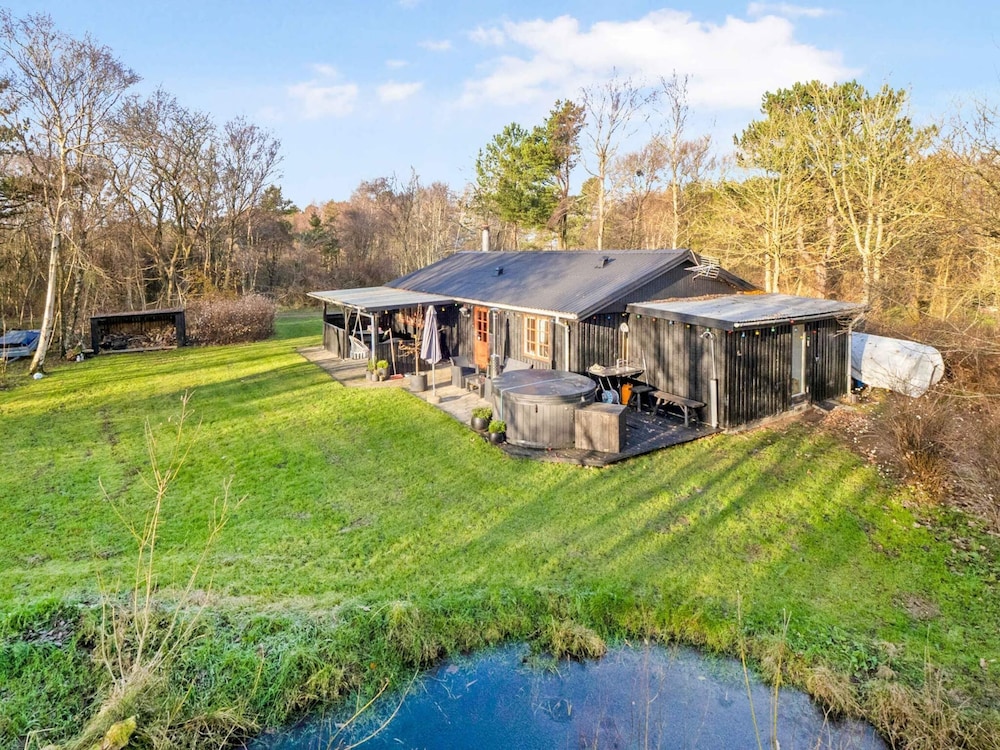 5 Star Holiday Home in Thyholm