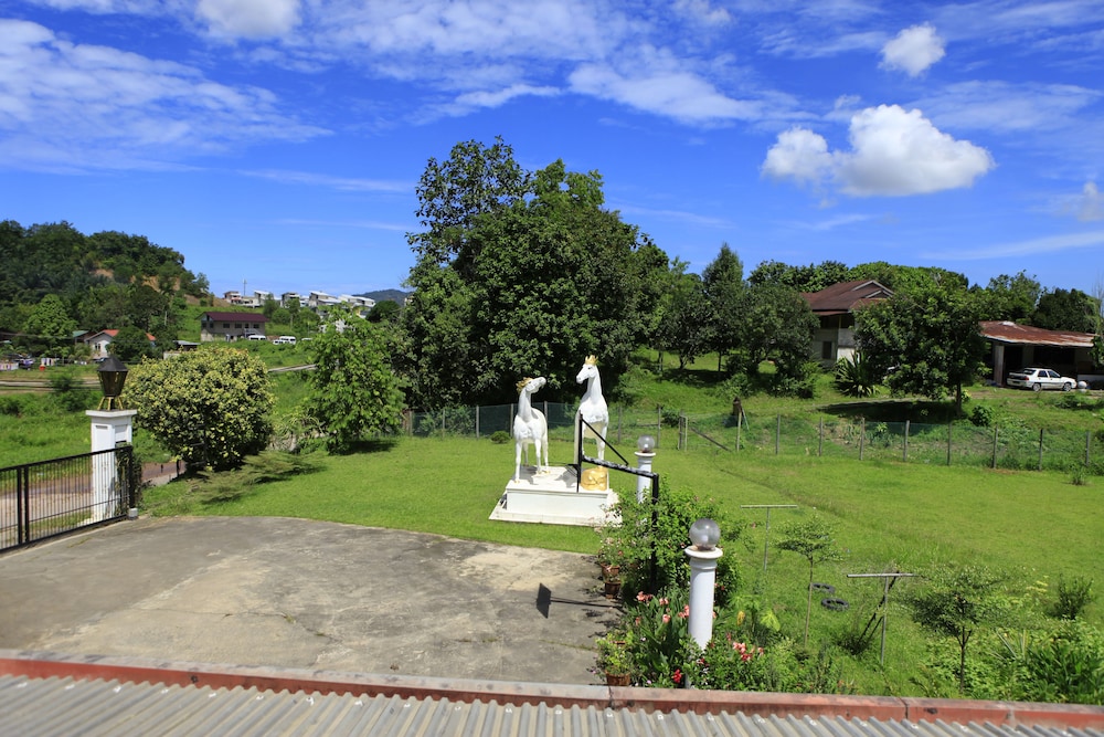 Pulutan Heritage House photo 4