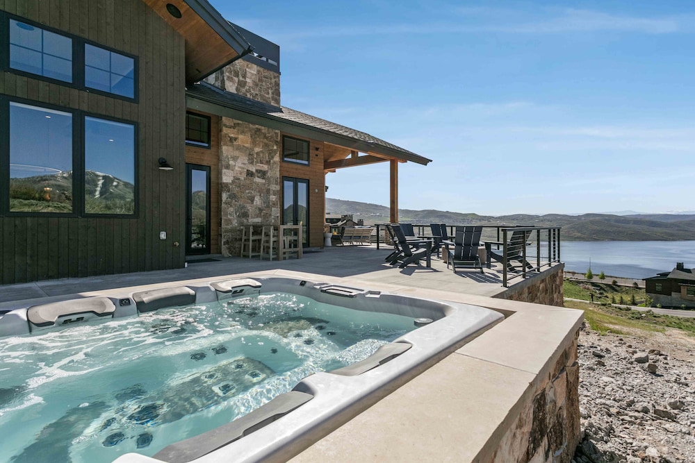 11981 N Gemini Way Skyridge 5br Home With Hot Tub 5 Bedroom Home