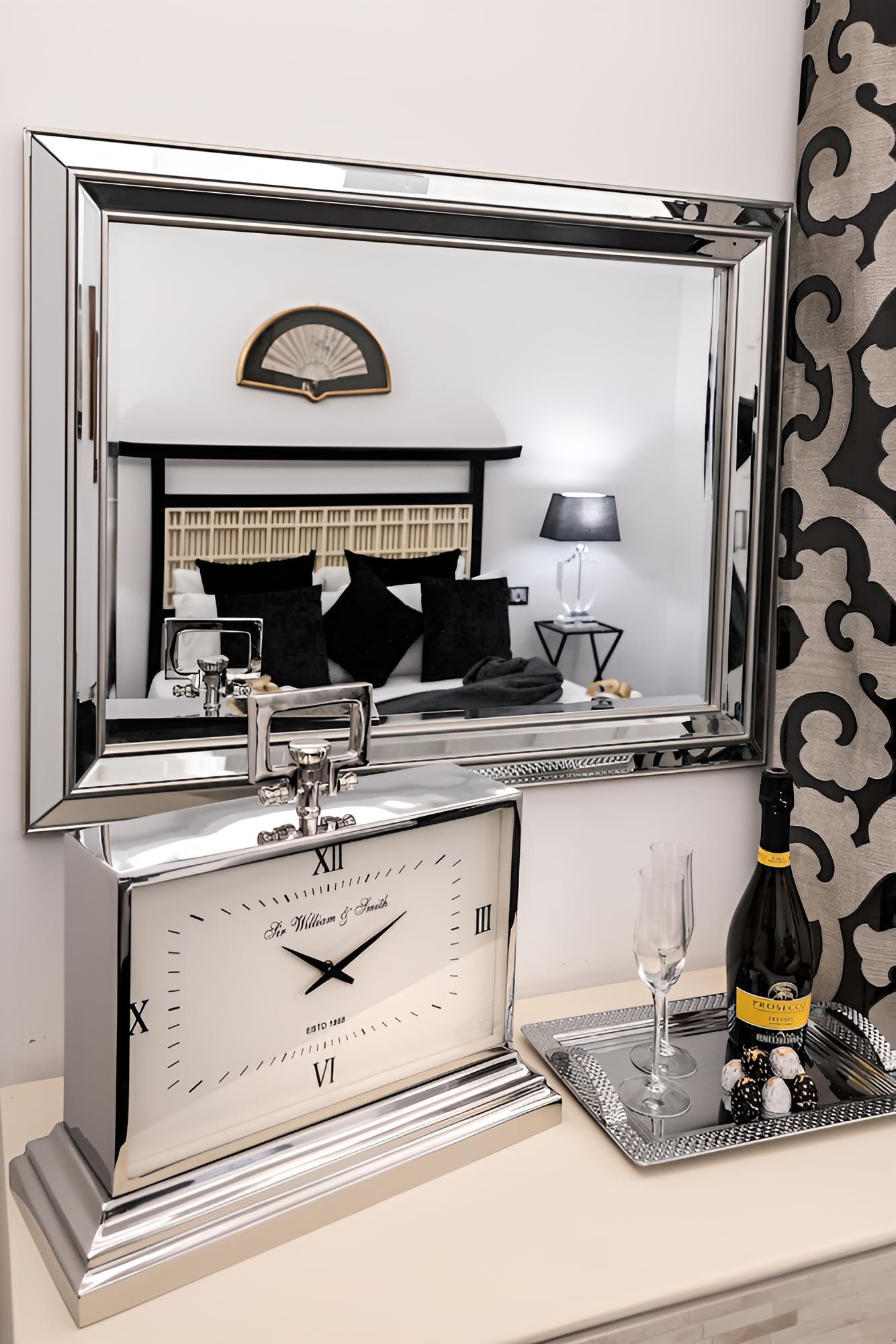 Barcaccia Luxury Suites