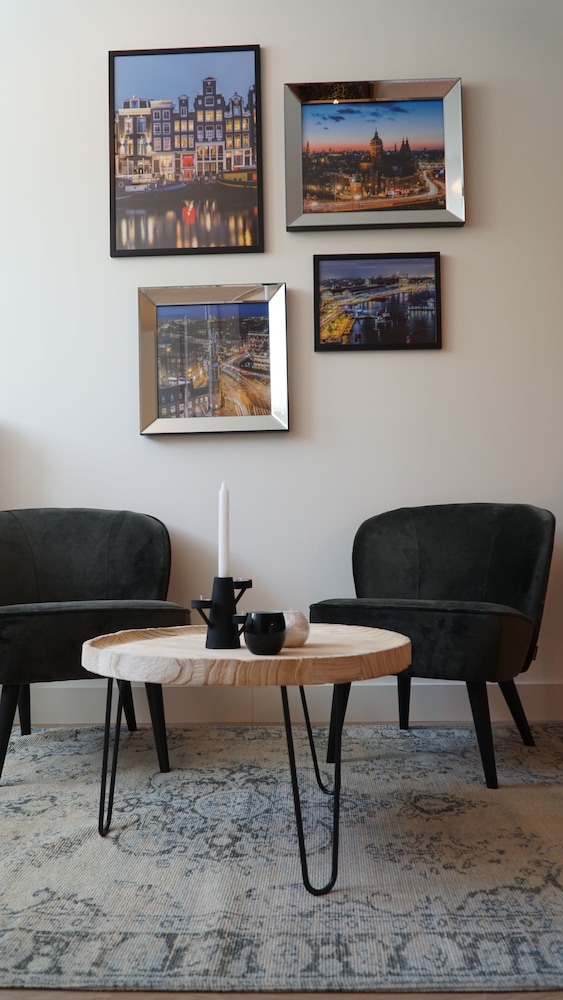 Marnix residence