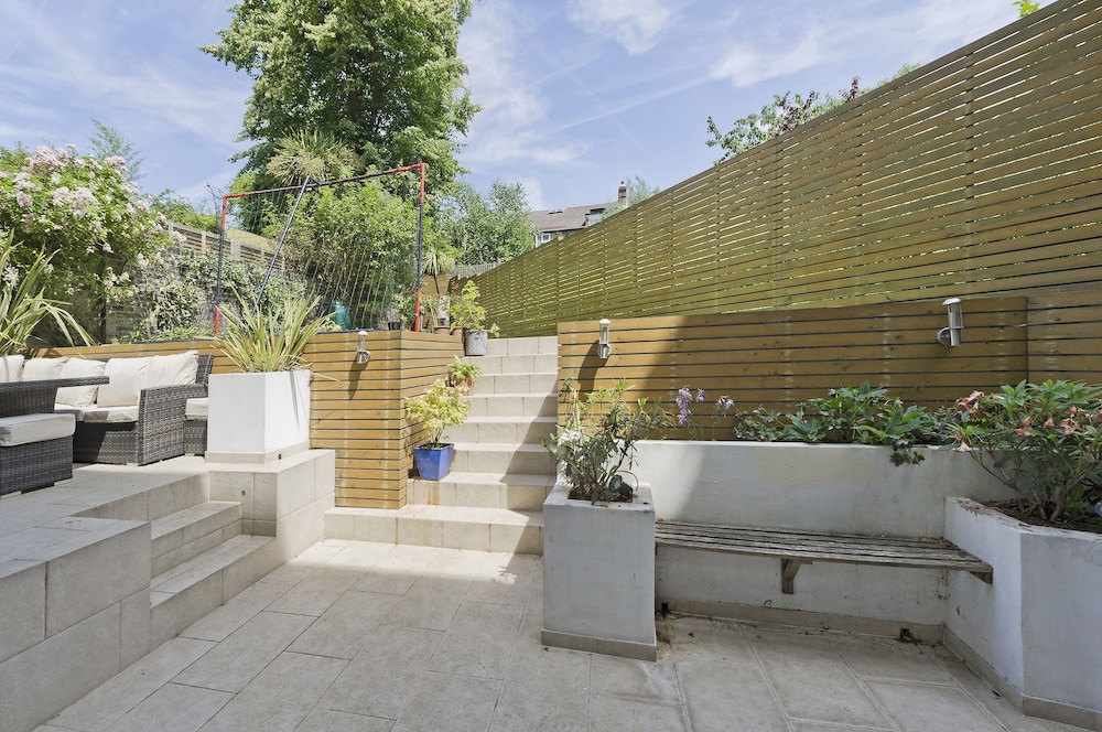 outdoor bbq area