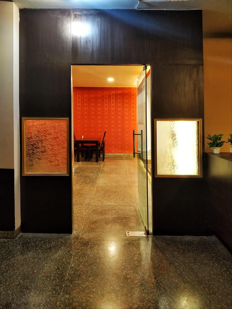Noida Vacations - Mint Metropolitan Grand - Property Image 74